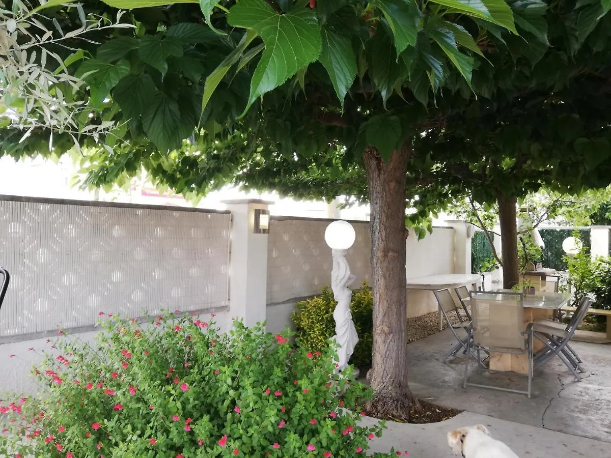 Holiday home Leones Villa Empuriabrava